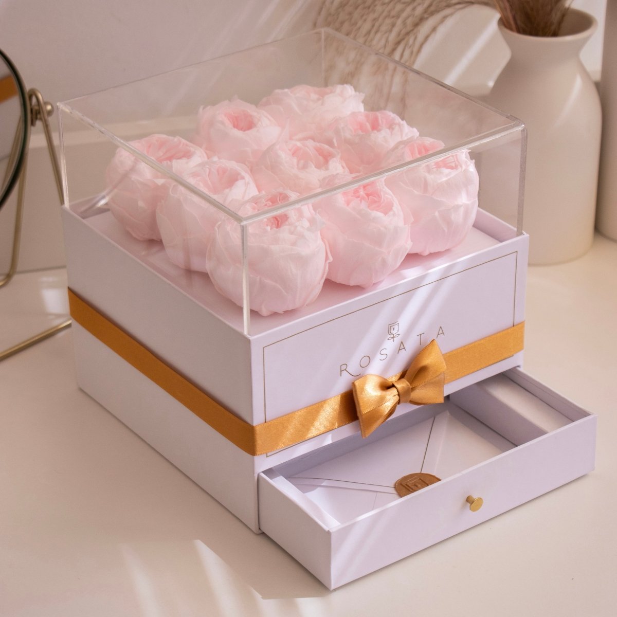 Harmonia White - 9 Peonias Preservadas - arreglo de rosas - Rosata Floral