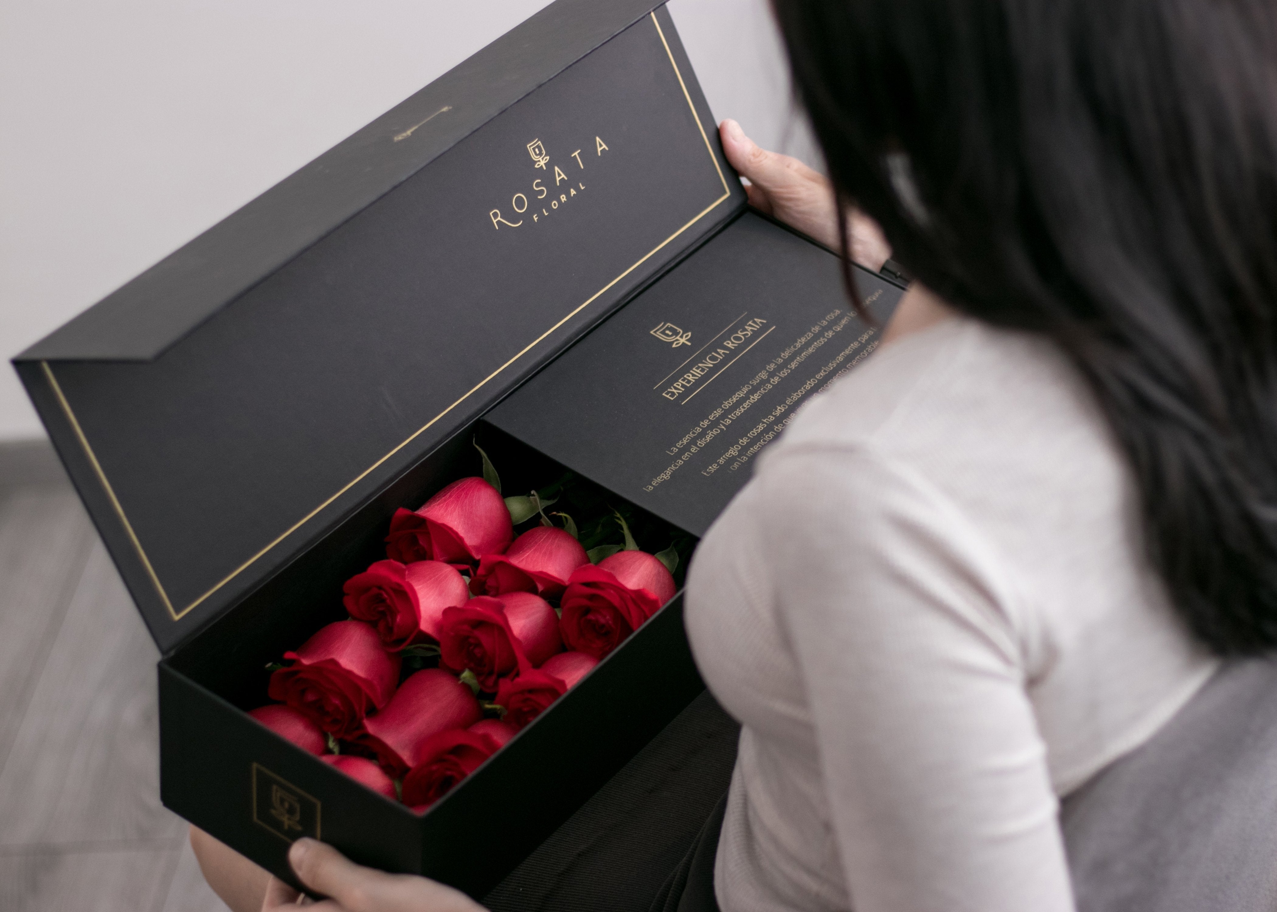 Classic - Nacional - arreglo de rosas - Rosata Floral