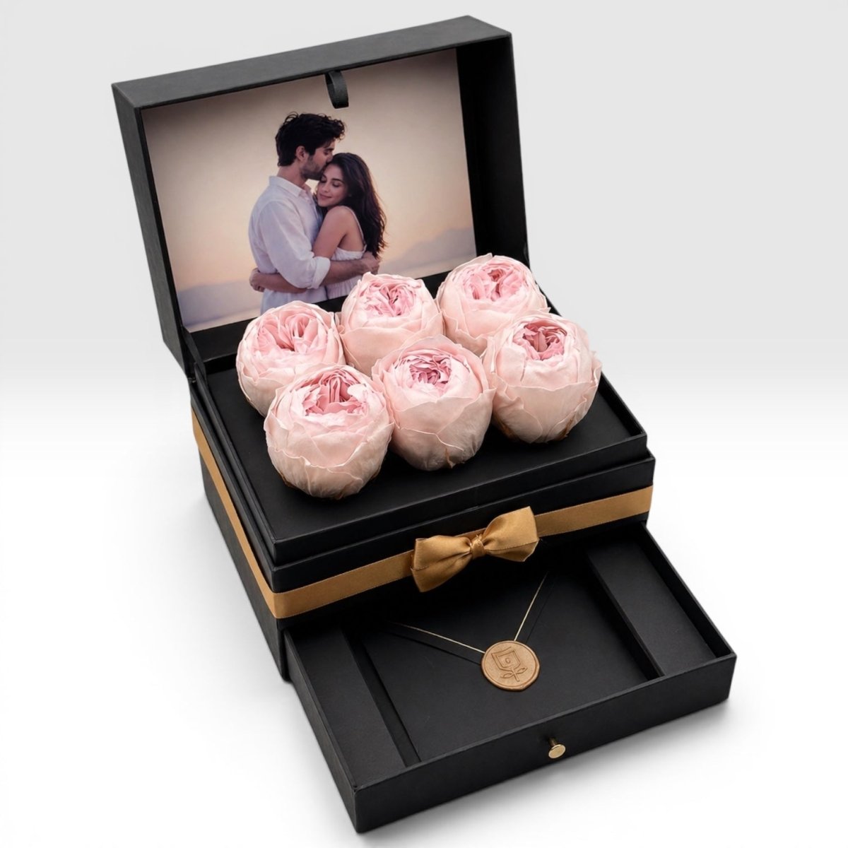 Cofret - 6 peonias con foto - arreglo de rosas - Rosata Floral