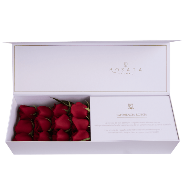 Classic 12 White - arreglo de rosas - Rosata Floral
